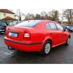 ATTELAGE SKODA Octavia I Berline et Break Sauf 4x4 1999- - Rotule equerre - attache remorque WESTFALIA